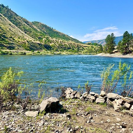 Steelhead Lodge Lucile Екстериор снимка